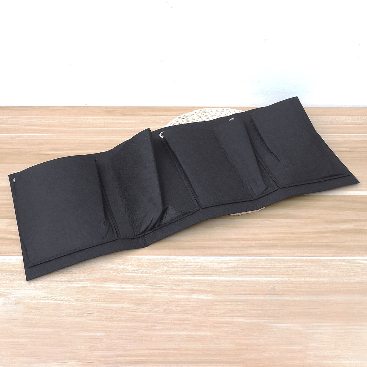 Vertical Planter - 2Pcs Wall Mounted Planting Pouch Felt